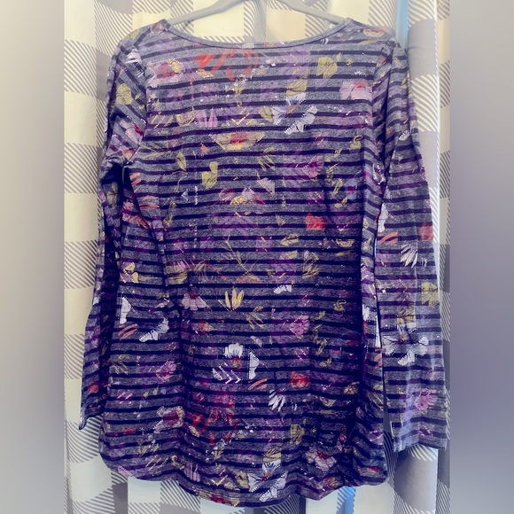 LuLaRoe Randy Tee - Picture 3 of 4